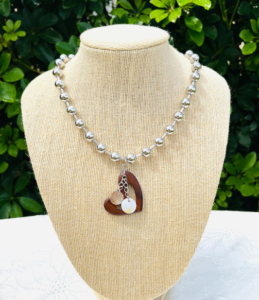 Colección Cadena Ball Chain corazón madera